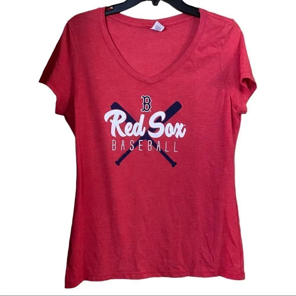 Red Sox Baseball Red V-Neck T-Shirt Size Medium